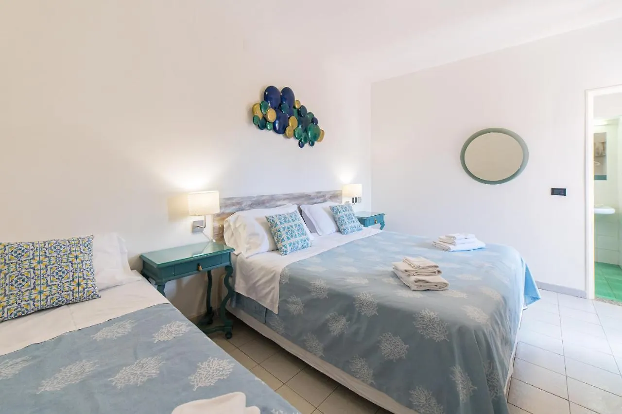 Hotel Villino Gallodoro タオルミーナ 2*,