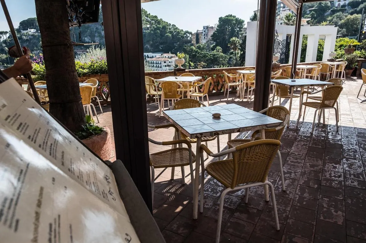 Hotel Villino Gallodoro タオルミーナ